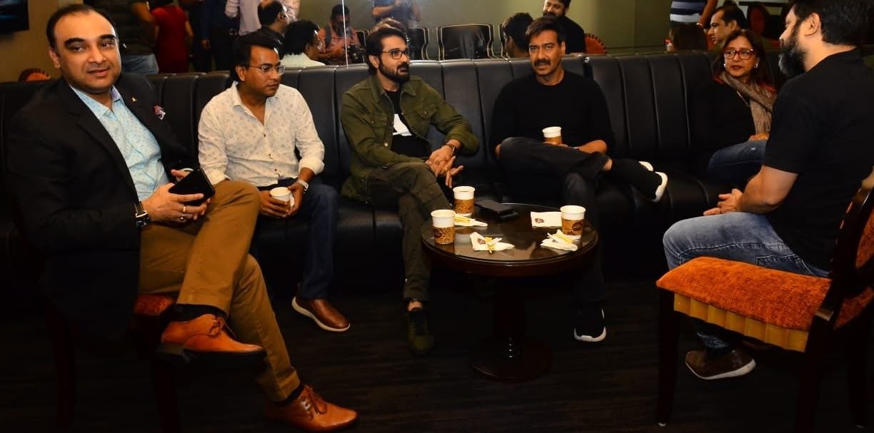 With Prosenjit Chatterjee, Indanil Ghosh, Ajay Devgn and Shiboprosad Mukherjee